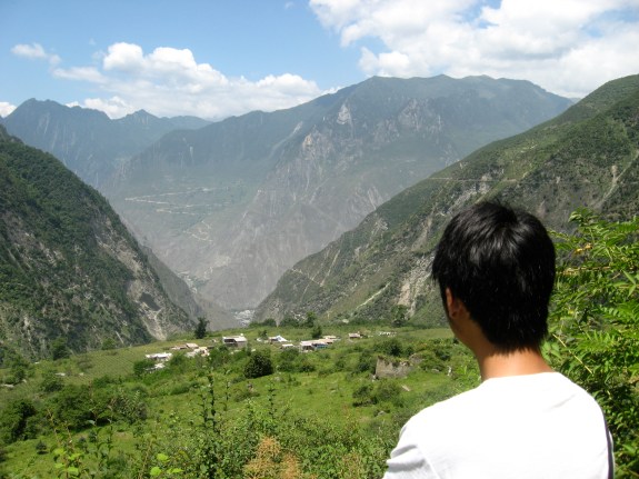 WangPengOverlookingMtn